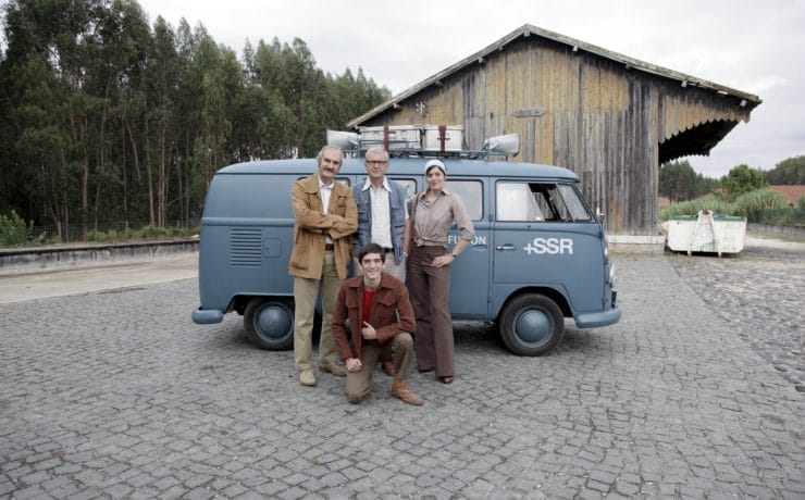 Les Grandes ondes a l ouest small