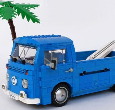 T2b pickup Lego une