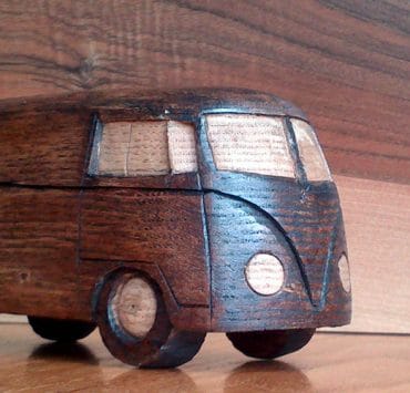 VolksWood Carvings une