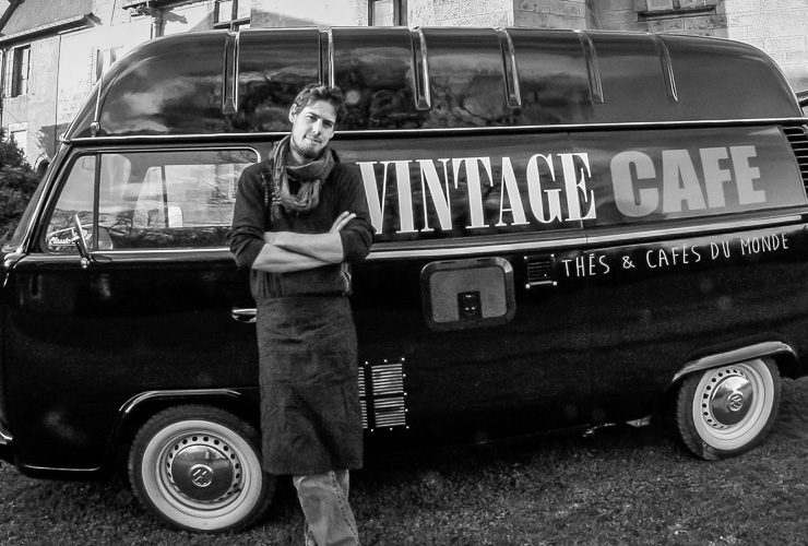 VW Combi Vintage Cafe 1 2