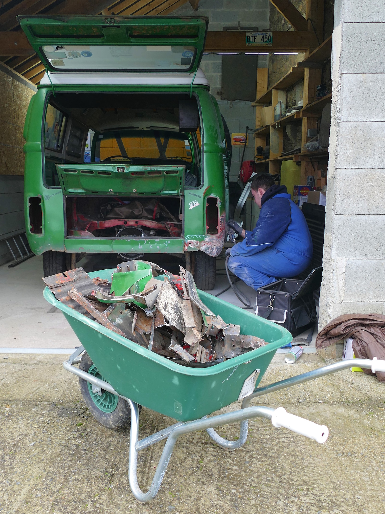 la brouette est pleine