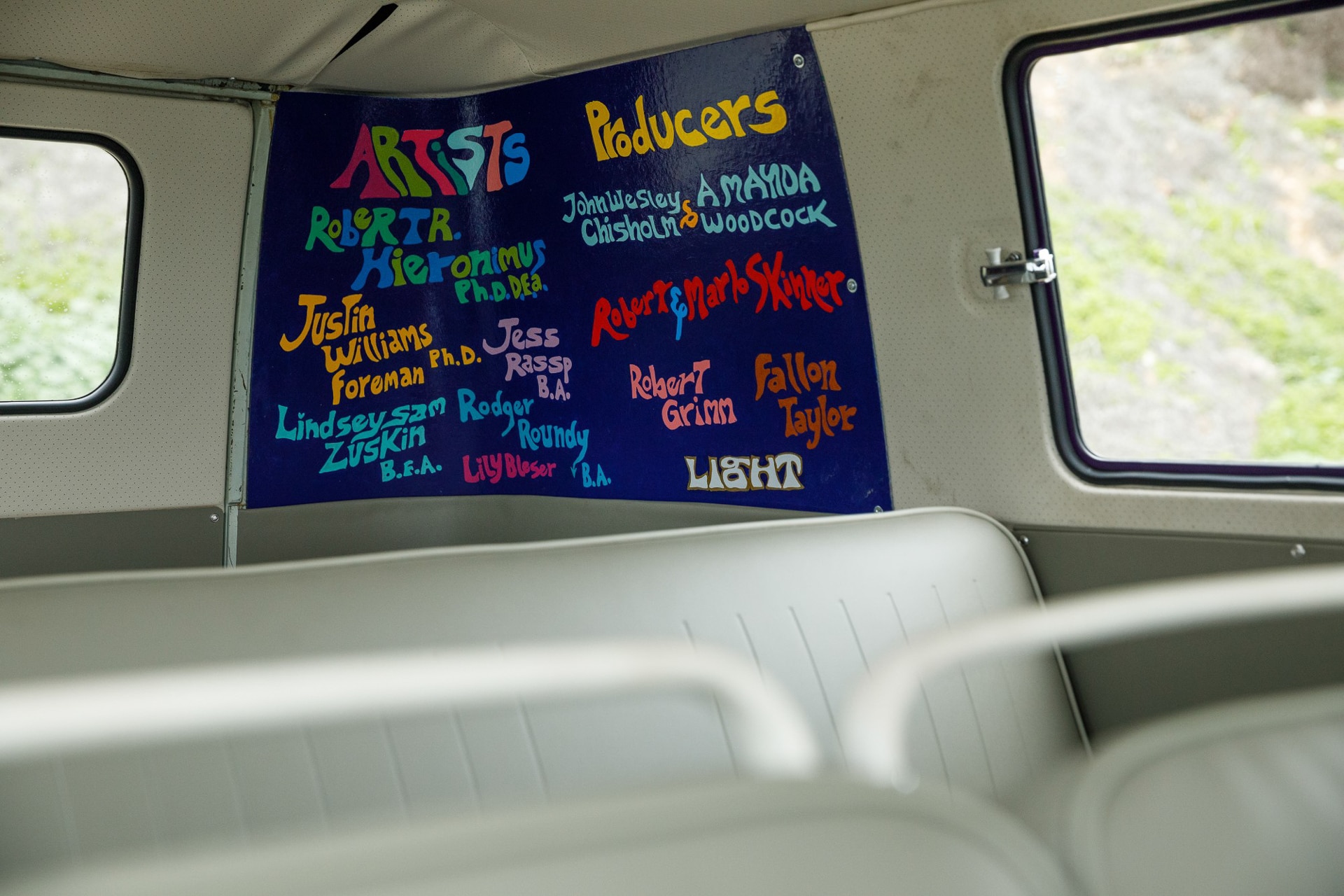 The Woodstock VW Bus 50 ans après BeCombi 27