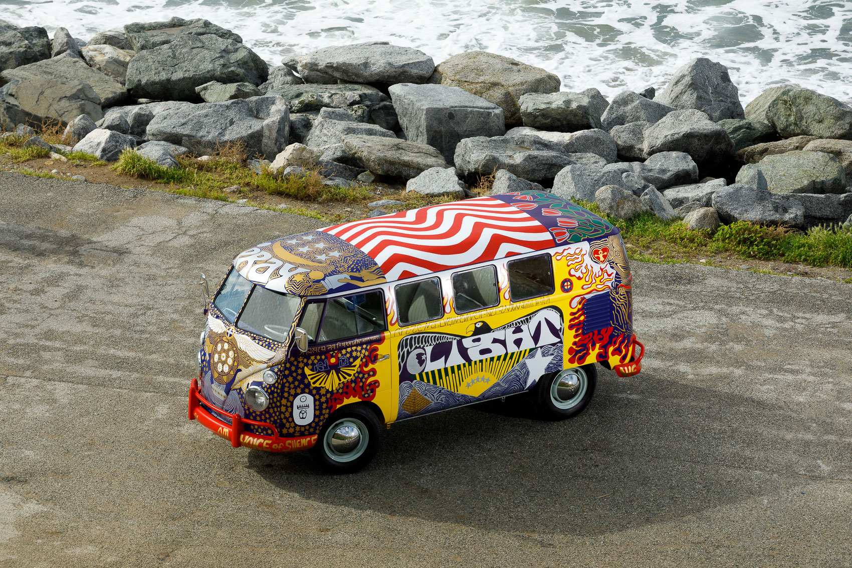 The Woodstock VW Bus 50 ans après BeCombi 5
