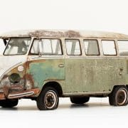 The Jenkins Bus BeCombi Une 10202