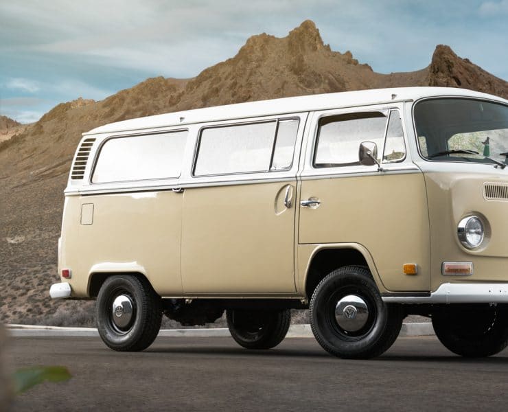 Volkswagen USA Retrofit 1972 T2a BeCombi Une
