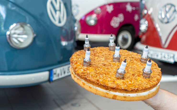 Joyeux 70e anniversaire à Sofie - Plus vieux VW Combi - BeCombi