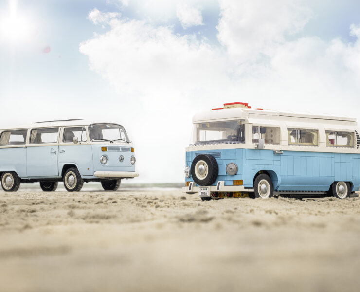 Renaissance du Half-track Fox : un VW Combi tout-terrain à chenilles ! — Be  happy. Be Combi !