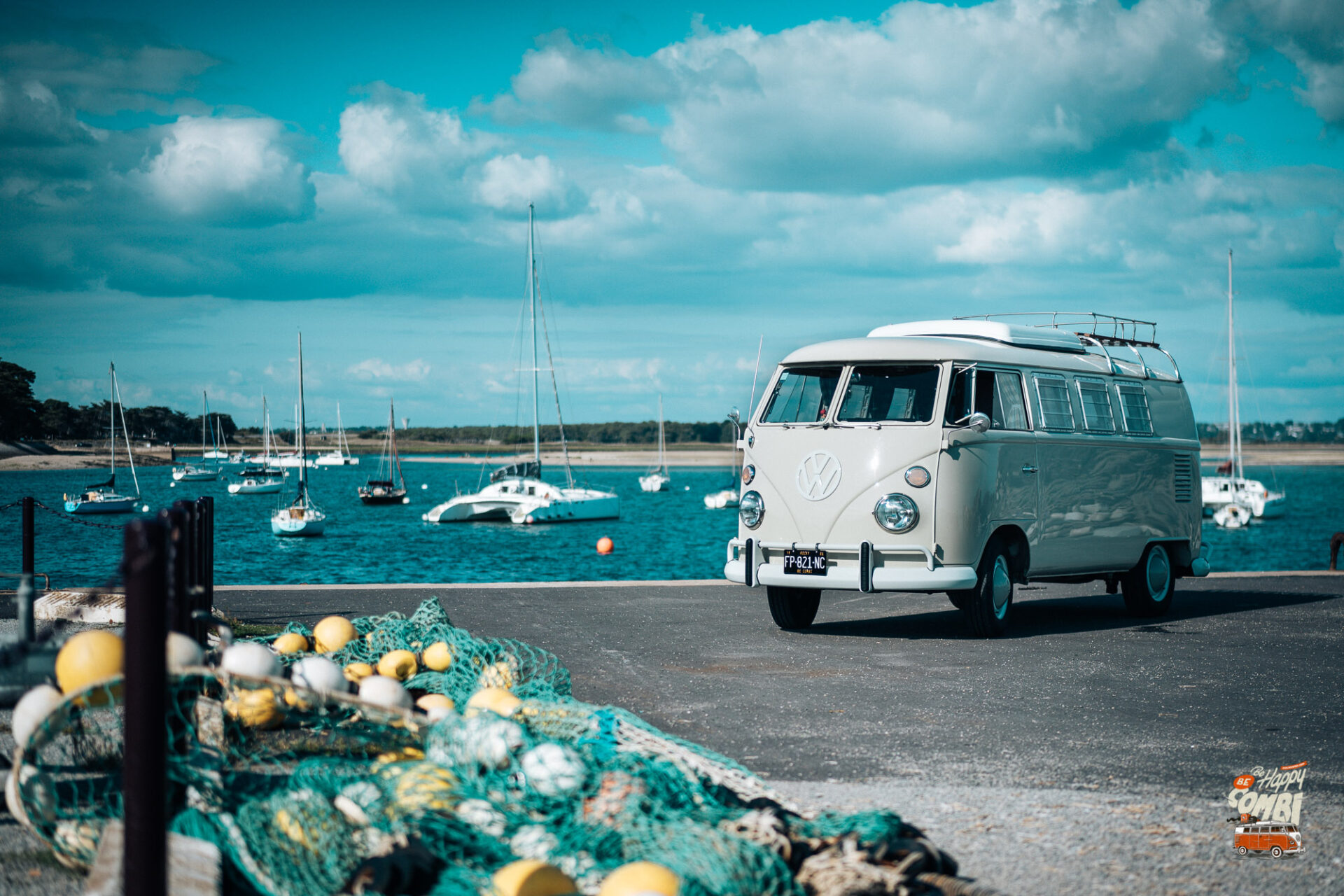 Le Golfe du Morbihan en VW Combi vintage - BeCombi