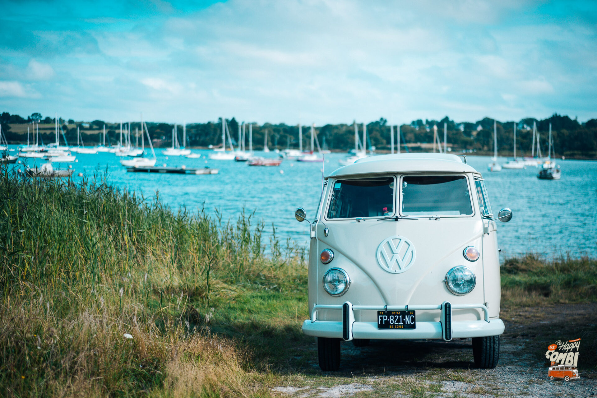 Le Golfe du Morbihan en VW Combi vintage - BeCombi