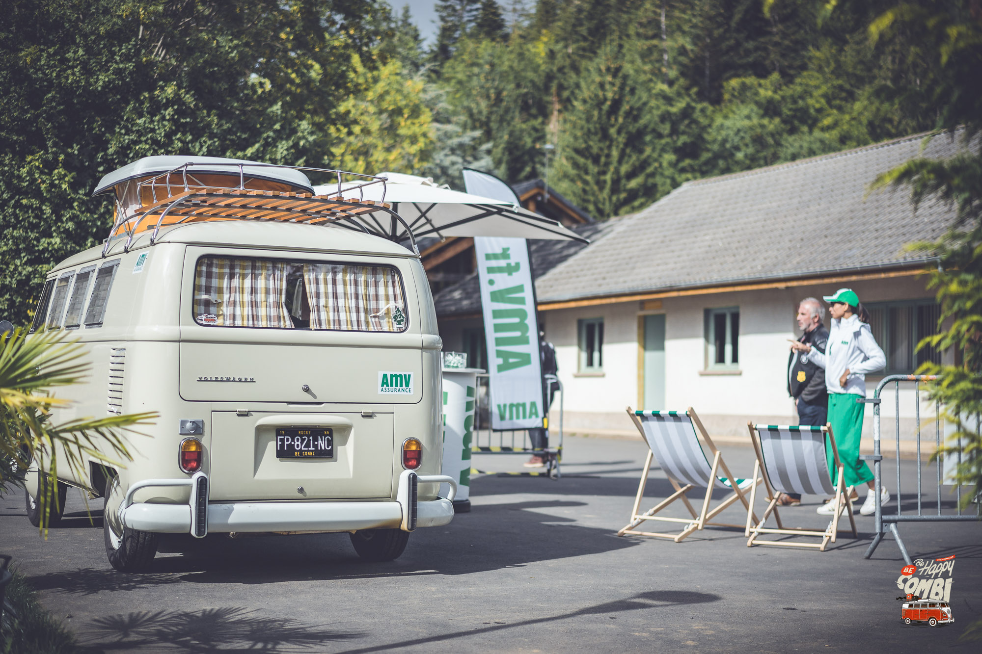 Notre VW Combi sur le stand AMV au Festival Aces Expérience